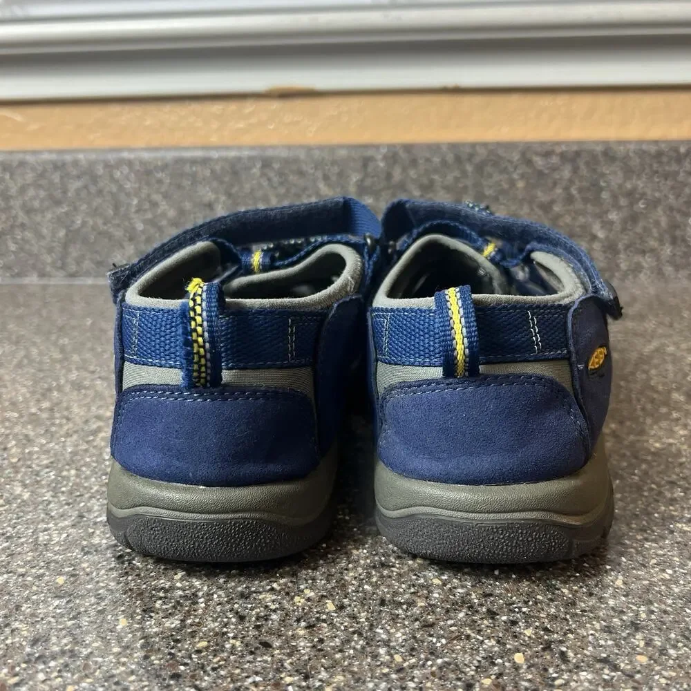 Keen Newport H2 Sandals Kids Size 4 Summer Comfort Outdoor Navy Blue Waterproof